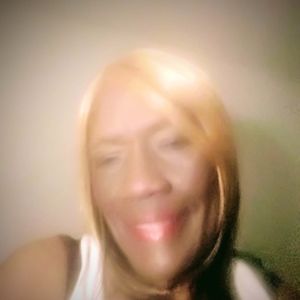 Meet your Posher, Phyllis